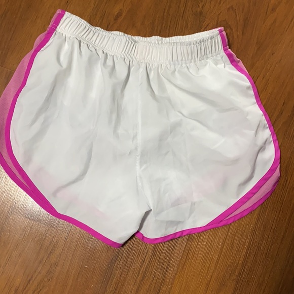Worn 1x, too small - Picture 2 of 2